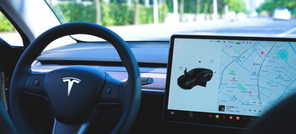 HMI设计的未来趋势：智能交互与人机体验的新边界