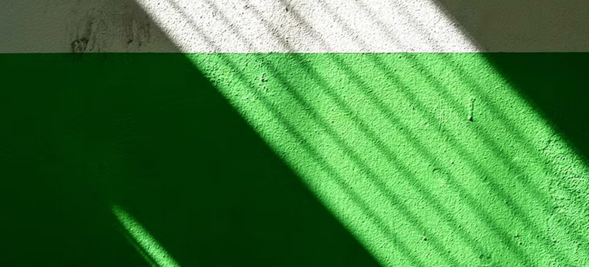 扁平化设计中，如何提升UI界面的阴影设计及层次感？