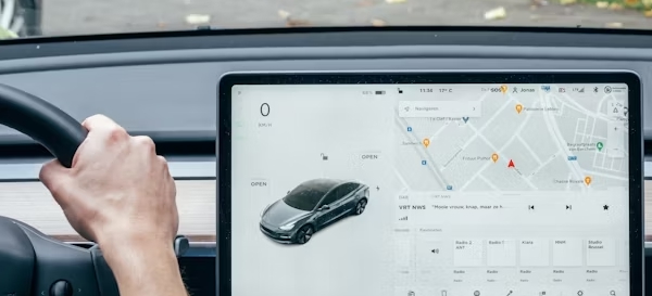 AI人工智能结合汽车，每一台汽车就是一个智能机器人
