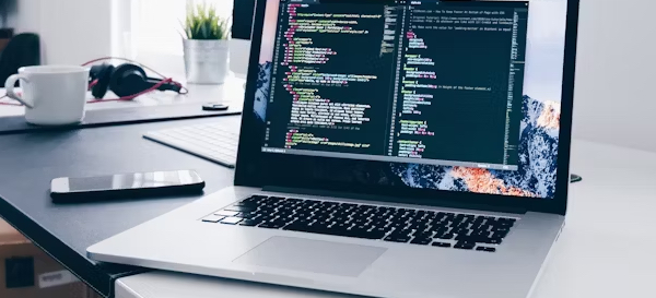 如何优化 UI 界面性能和效率：加快界面响应速度