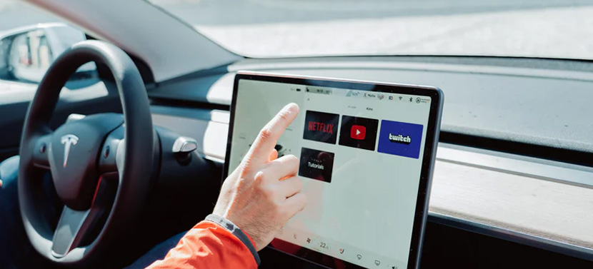 自动驾驶汽车的车机HMI信息呈现方式
