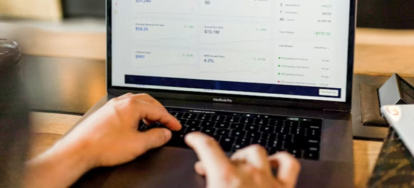 企业软件 UX 和消费级 UX 的区别是什么？